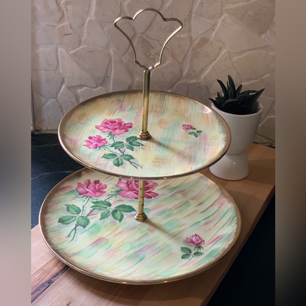 ROYAL TUDOR WARE | 2 Tier Dessert Tidbit Stand